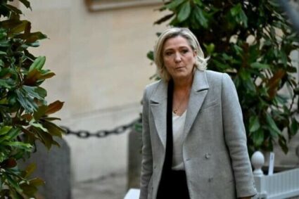 🇫🇷Marine Le Pen a affirmé qu’elle se “préparait à une présidentielle anticipée”