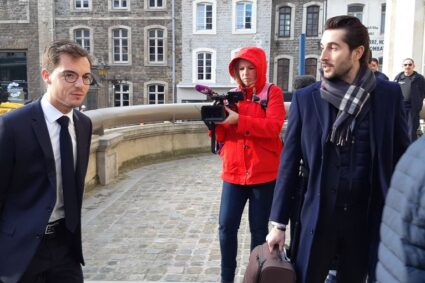 Stéphane Sieczkowski, ancien maire d’Hesdin, a été reconnu coupable de prise illégale d’intérêts, faux et usage de faux et subornation. Il écope d’une peine d’inéligibilité de 5 ans et de prison avec sursis. Par ChrissM