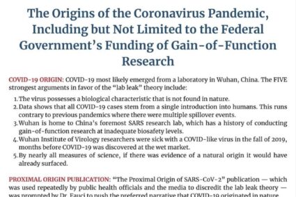 Le virus qui avait fuité d’un laboratoire chinois, impliquant des recherches dangereuses sur le gain de fonction en Chine, est à l’origine de la pandémie de COVID-19.