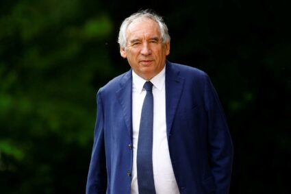 François Bayrou, le maire de Pau, dont le nom est cité pour Matignon, a été reçu pour un échange privé avec Emmanuel Macron