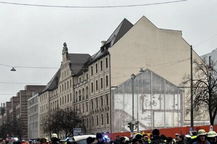 Munich sous le choc : une voiture fonce sur des passants dans le centre-ville, au moins 10 blessés graves Par ChrissM,  – Mis à jour le 13 février 2025 à 11h45